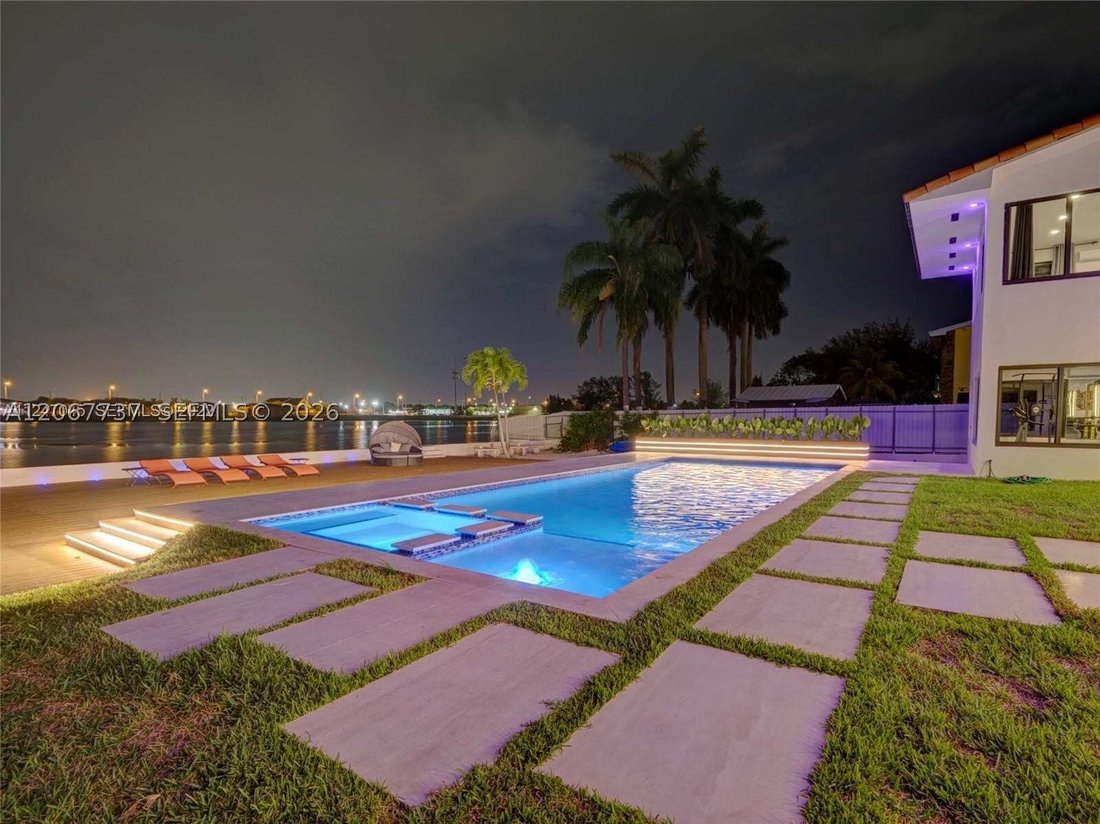 House in Miami, Florida, United States 2 - 18617069