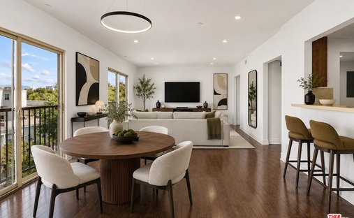 Condo in Los Angeles, California, United States 1