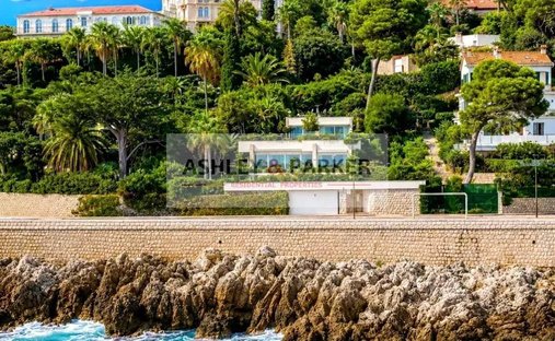 Villa in Cabbe-Saint Roman, Roquebrune-Cap-Martin, France 1