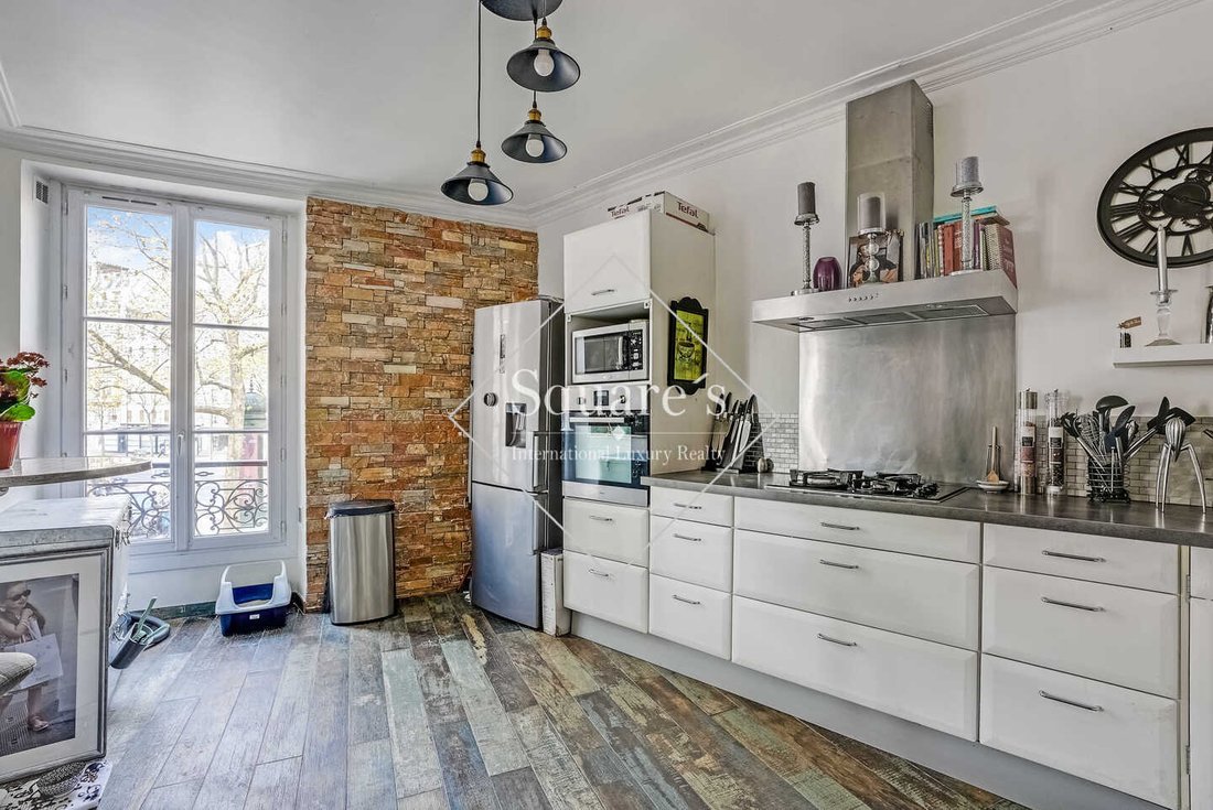 Apartment in La Fourche-Guy Môquet, Paris 17e Arrondissement, Paris 3 - 18622532