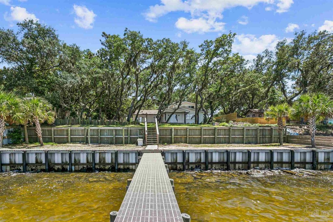House in Gulf Breeze, Florida, United States 2 - 18619798