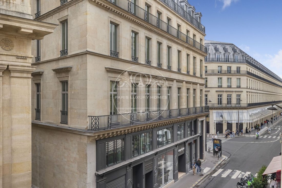 Apartment in Palais Royal, Paris 1er Arrondissement, Paris 3 - 18622095