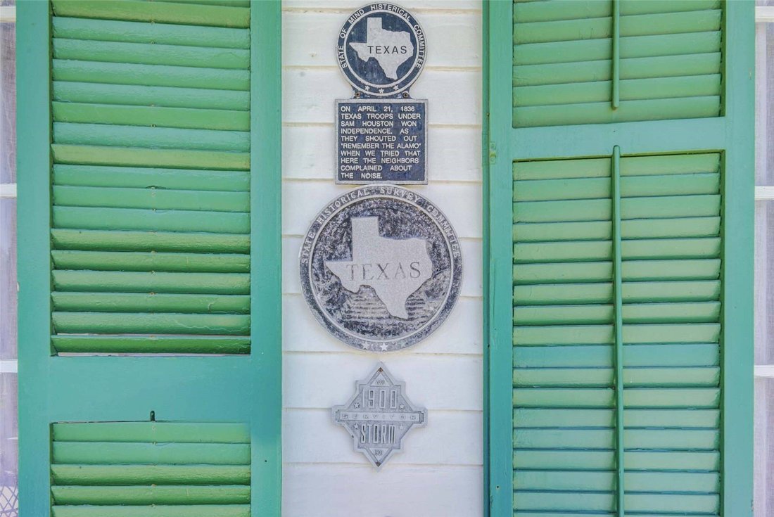 House in Galveston, Texas, United States 2 - 18619711