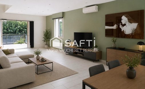 House in Allies-Clos d'Or, Grenoble, France 1