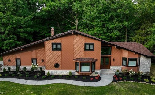 House in Brecksville, Ohio, United States 1