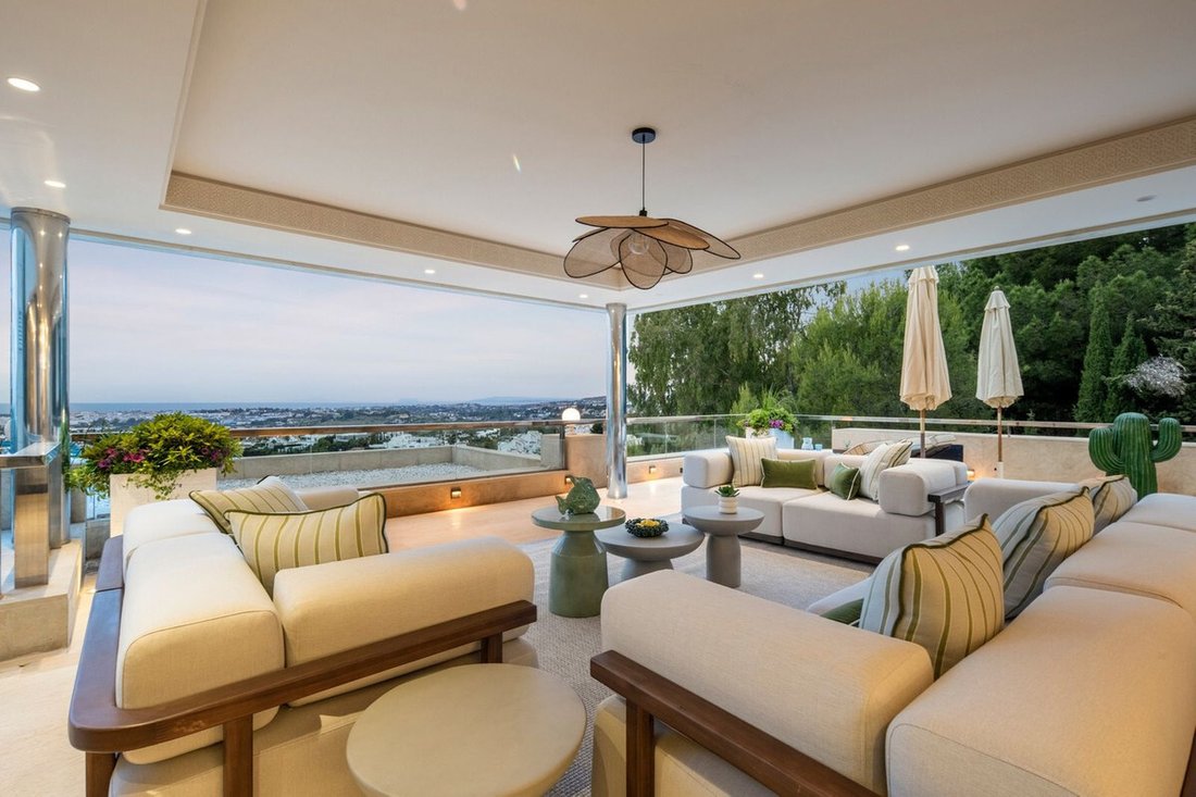 Penthouse in Nueva Andalucia, Marbella, Spain 3 - 18621224