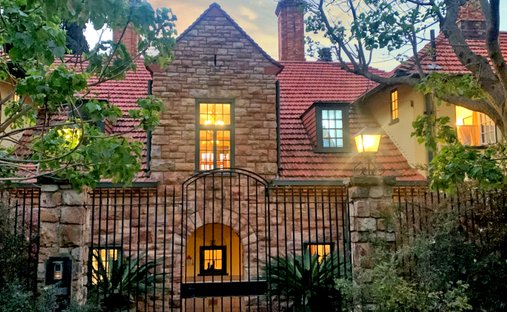House in Westcliff, Forest Town, Gauteng 1