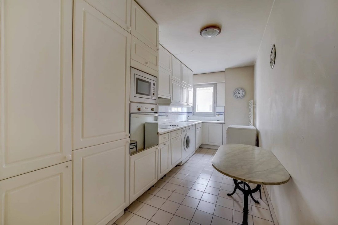 Apartment in Invalides, Paris 7e Arrondissement, Paris 5 - 18200753