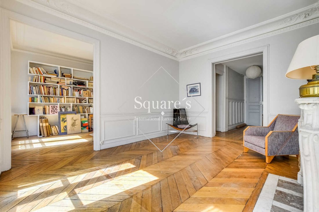Apartment in La Fourche-Guy Môquet, Paris 17e Arrondissement, Paris 2 - 18622536
