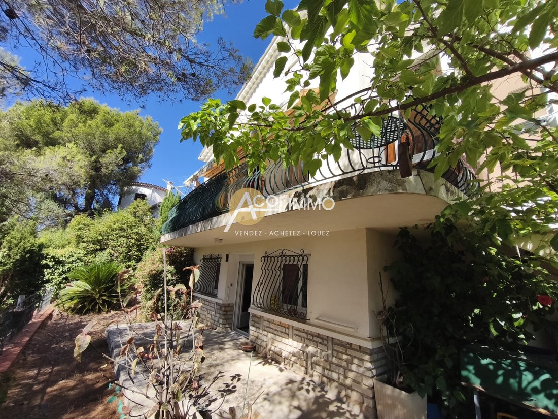 House in Coste Chaude-Mauveou, La Seyne-sur-Mer, France 2 - 18618941