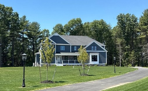 House in Wrentham, Massachusetts, United States 1