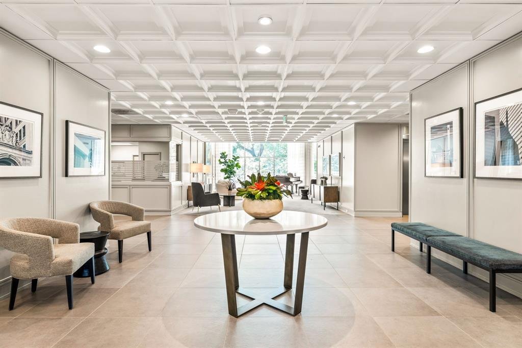 Condo in Dallas, Texas, United States 4 - 18621351