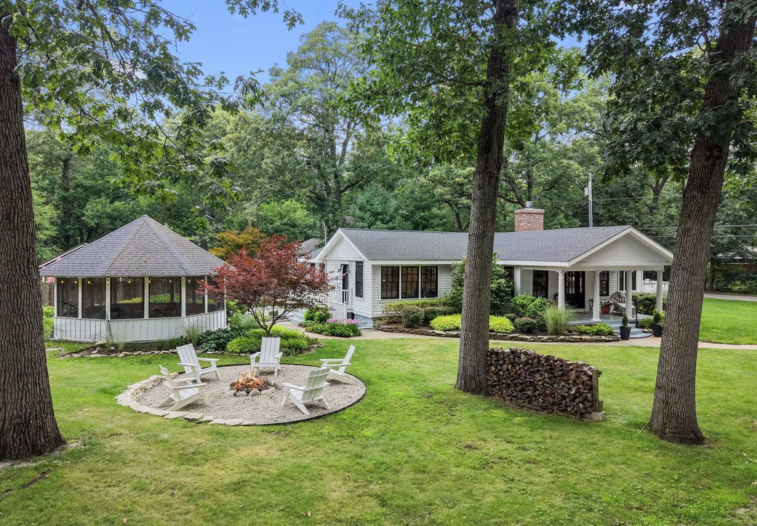 House in Beverly Shores, Indiana, United States 1 - 18620966