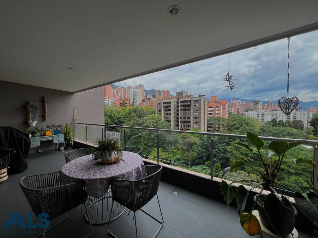Apartment in Medellín, Antioquia, Colombia 1 - 18620474
