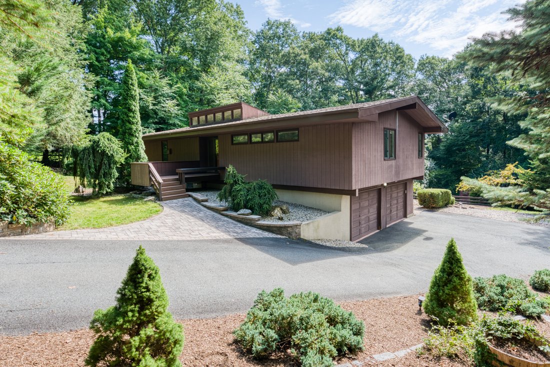 House in Avon, Connecticut, United States 2 - 18620800