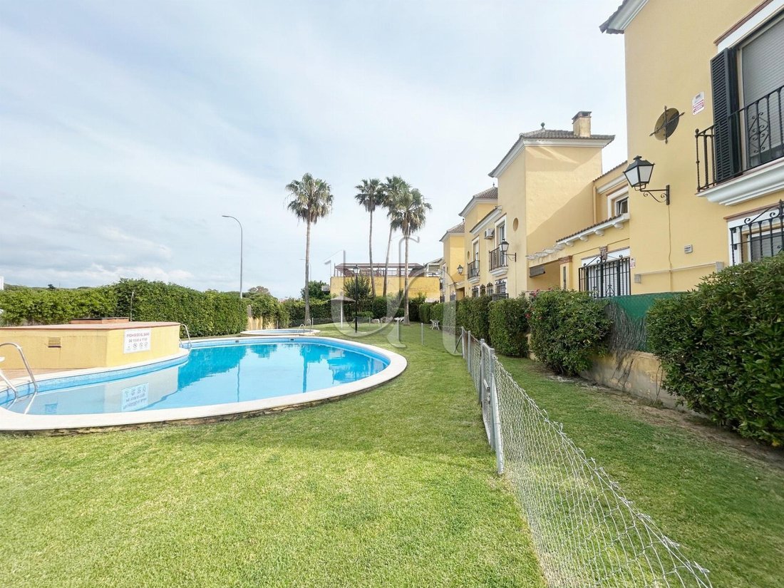 Chalet in El Puerto de Santa María, Andalusia, Spain 3 - 17898566