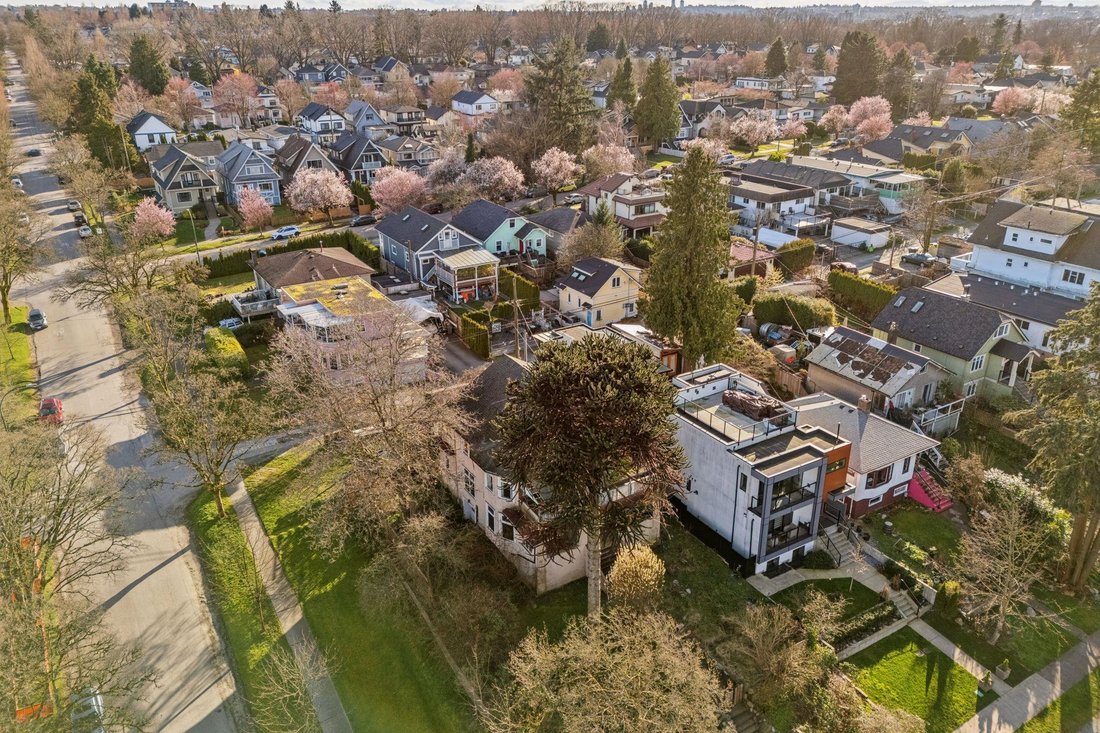 House in Vancouver, British Columbia, Canada 2 - 18623816
