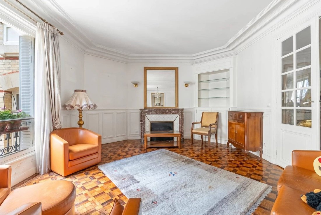 Apartment in Bois de Boulogne, Paris 16e Arrondissement, Paris 3 - 18189390