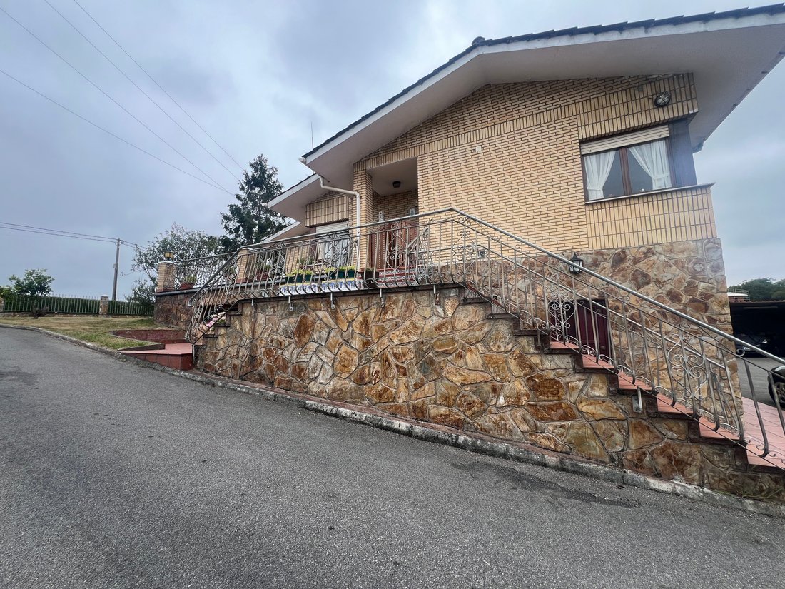 Townhouse in Castrillon, Asturias, Spain 2 - 18616092