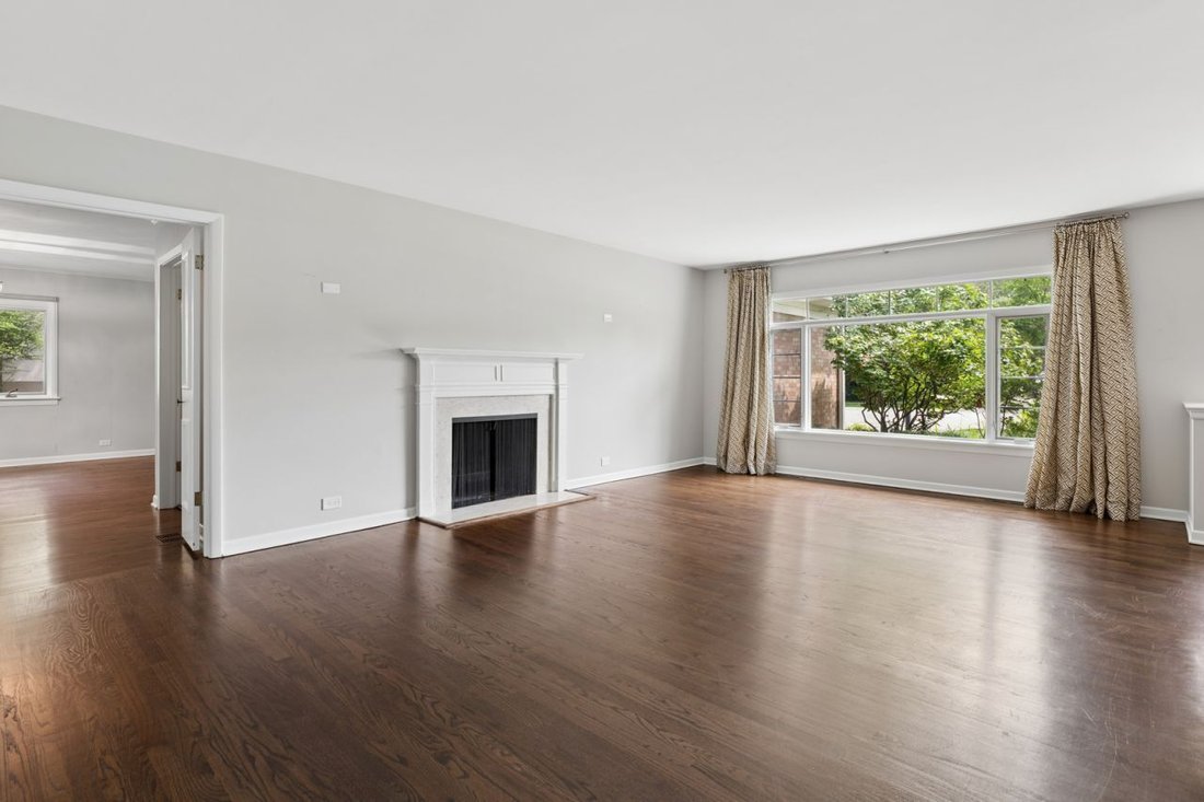 House in Wilmette, Illinois, United States 2 - 18619732