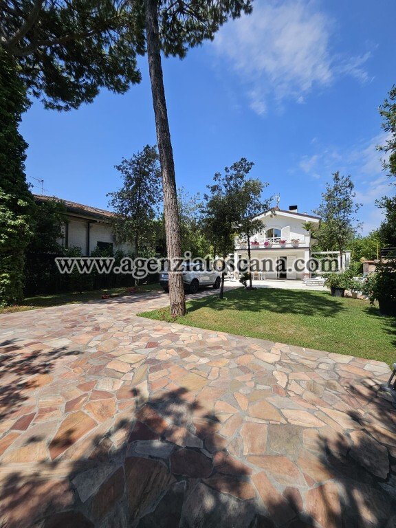 Villa in Center, Forte dei Marmi, Tuscany 5 - 18618430