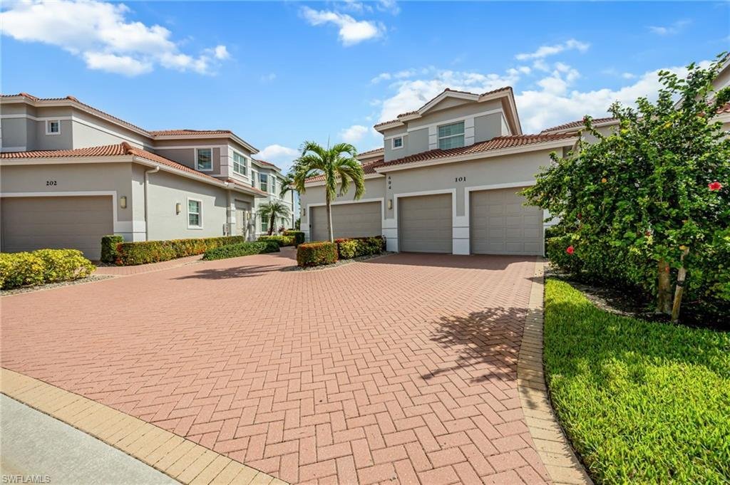 Condo in Naples, Florida, United States 3 - 18616344