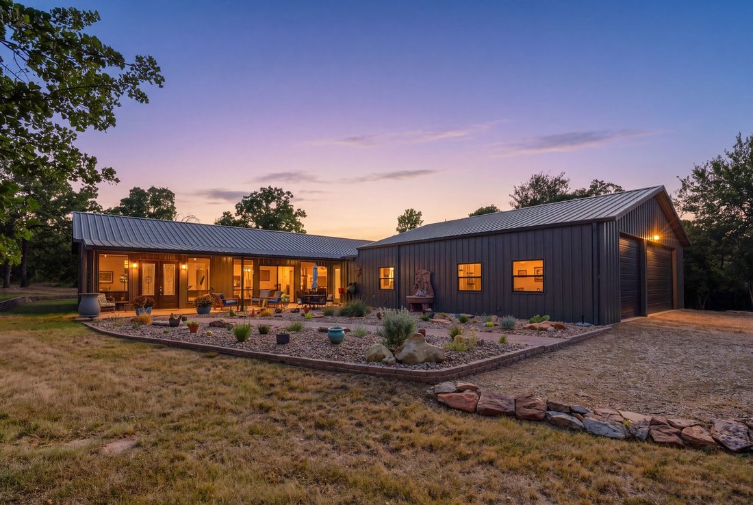 House in Chico, Texas, United States 2 - 18617176