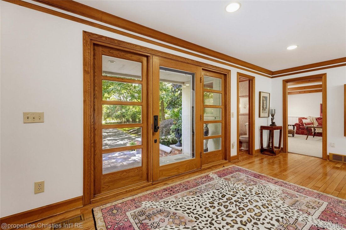 Casa a Beverly Hills, Michigan, Stati Uniti 4 - 18616291