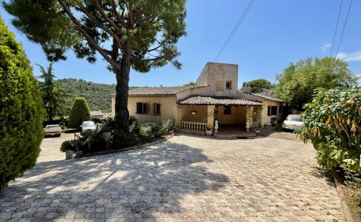 Haus in Bois Fleuri-Chevre d'Or-Saint Philippe, Biot, Frankreich 1