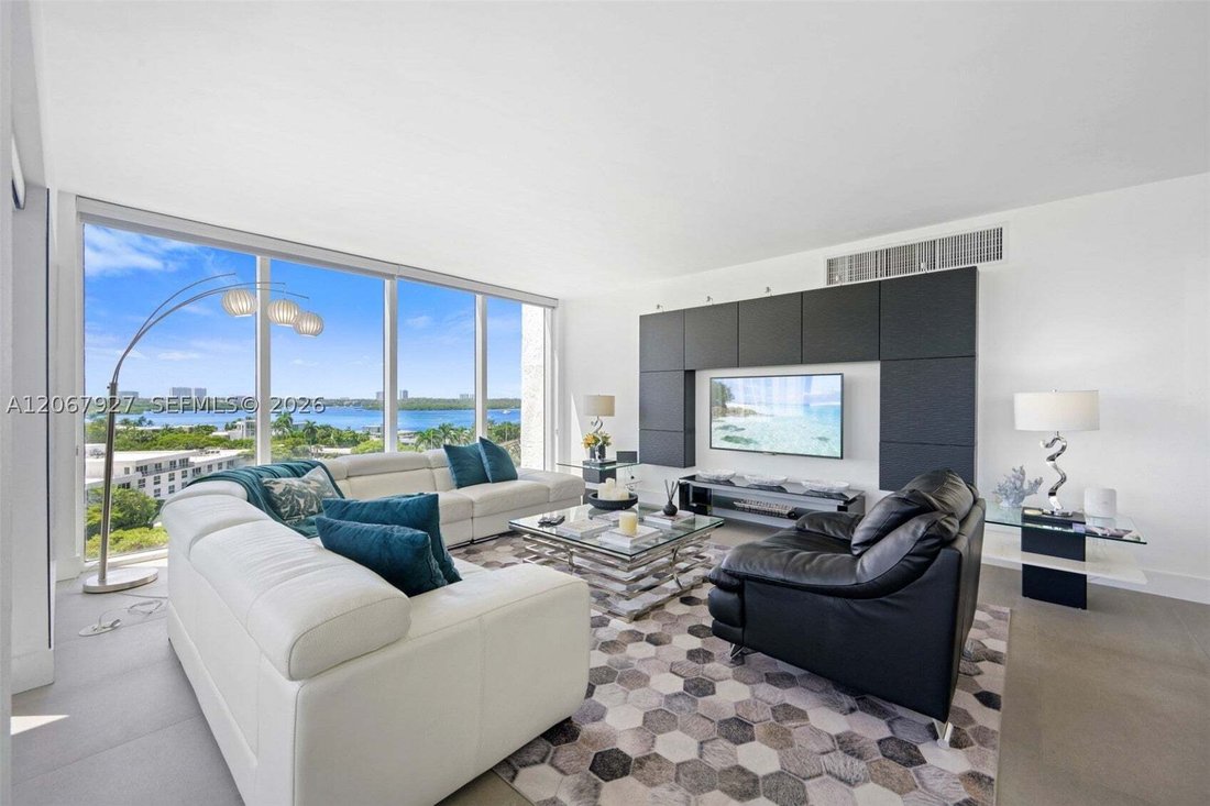 Condo in Bal Harbour, Florida, United States 5 - 18618559