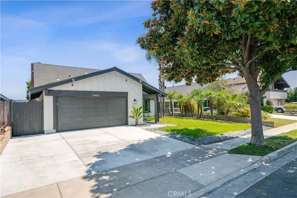 House in Tustin, California, United States 3 - 18620319