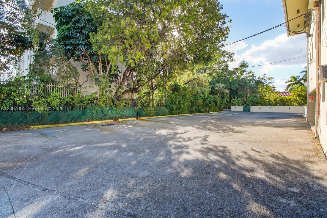 Coral Gables, Florida, United States 5 - 18619096