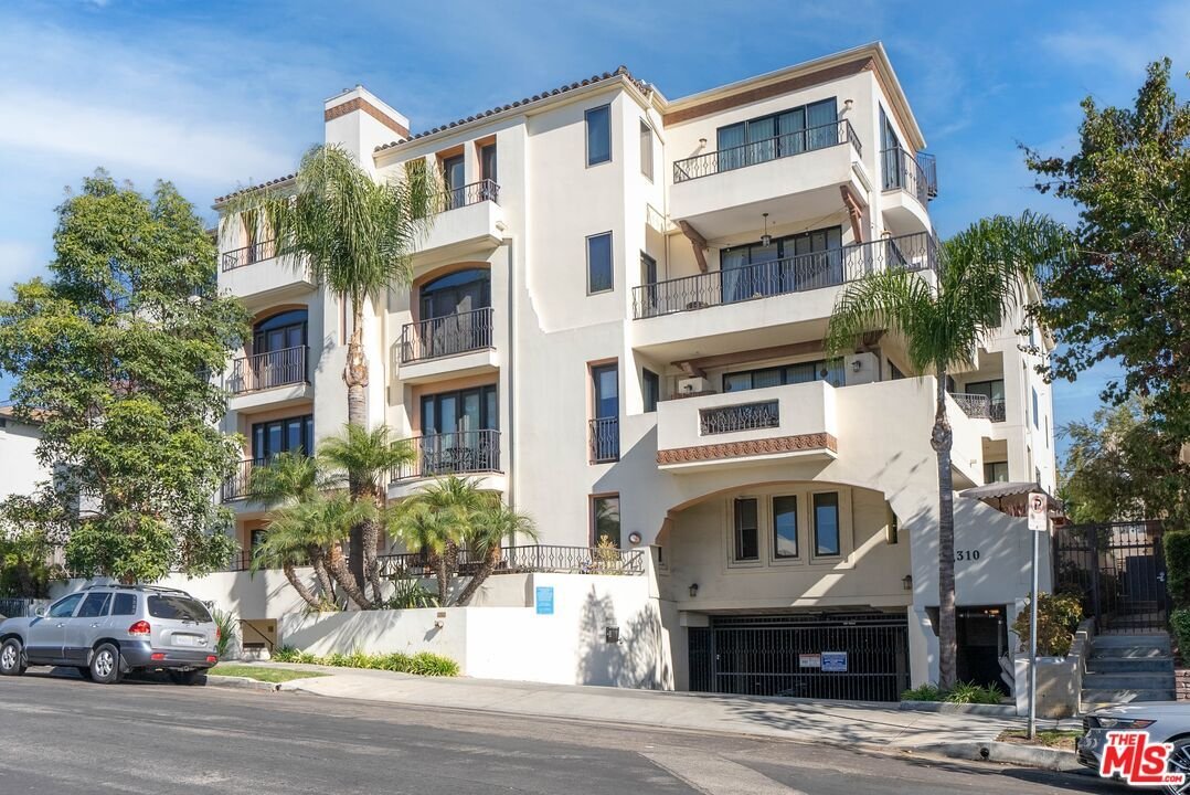 Condo in Los Angeles, California, United States 2 - 18616323
