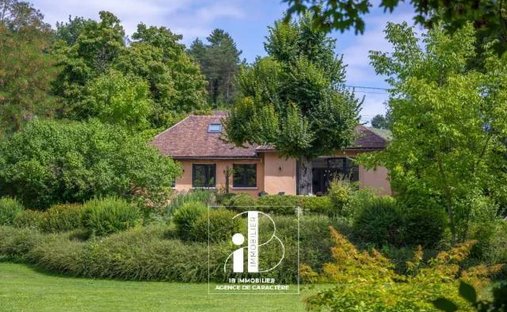 House in Paley, Ile-de-France, France 1
