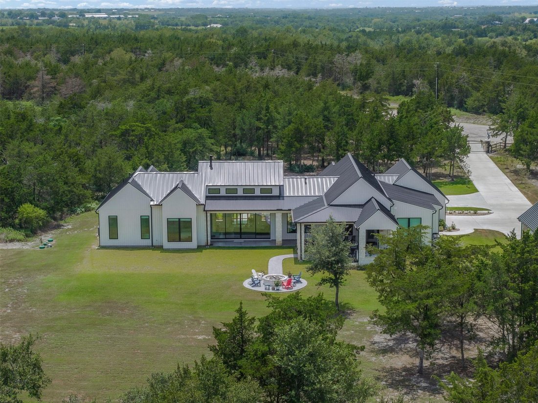 House in Carmine, Texas, United States 2 - 18621347