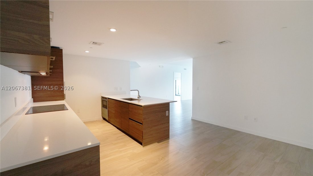 Condo in Miami, Florida, United States 1 - 18616327