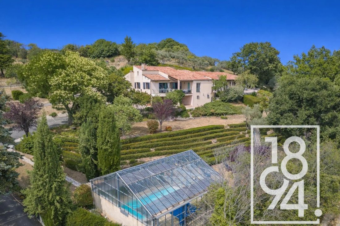House in Valensole, Provence-Alpes-Côte d'Azur, France 2 - 17701626