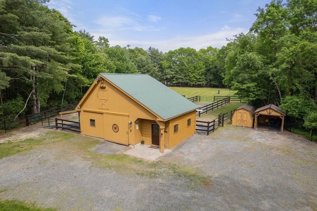 House in Lakeville, Massachusetts, United States 2 - 18050215