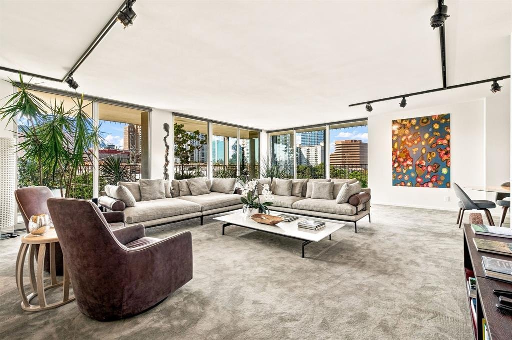 Condo in Dallas, Texas, United States 5 - 18621351