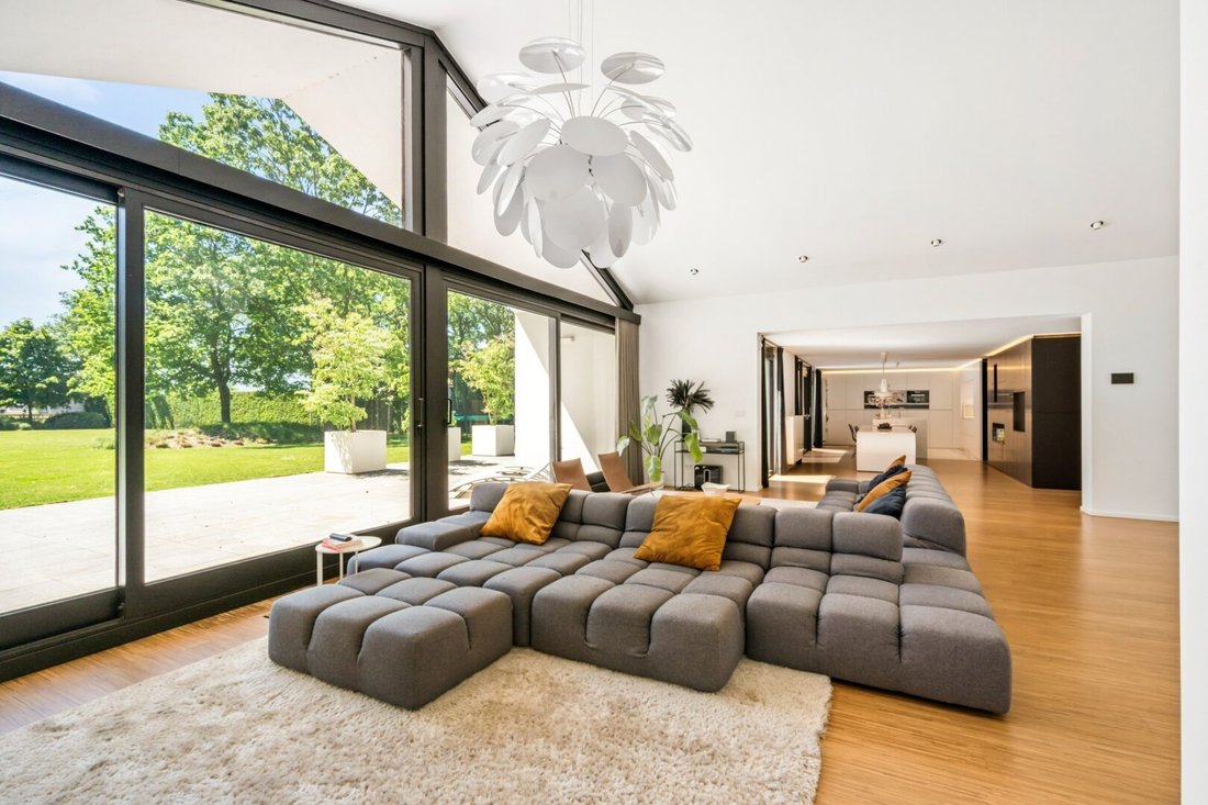 Villa in Oud-Turnhout, Flanders, Belgium 2 - 18620683