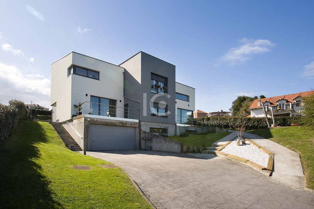 House in Barrika, Basque Country, Spain 3 - 15432332