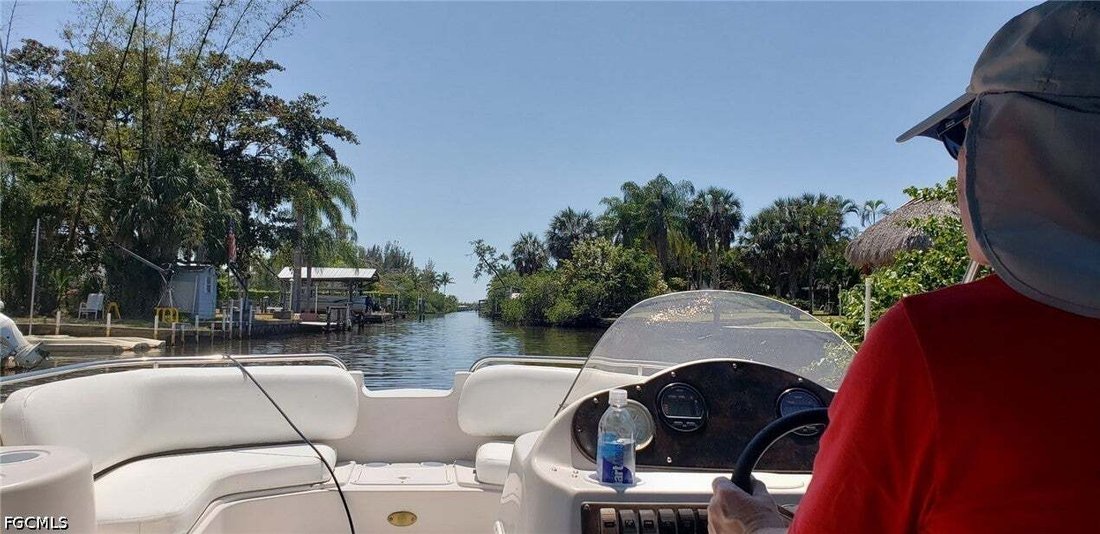 House in Fort Myers, Florida, United States 3 - 17173570