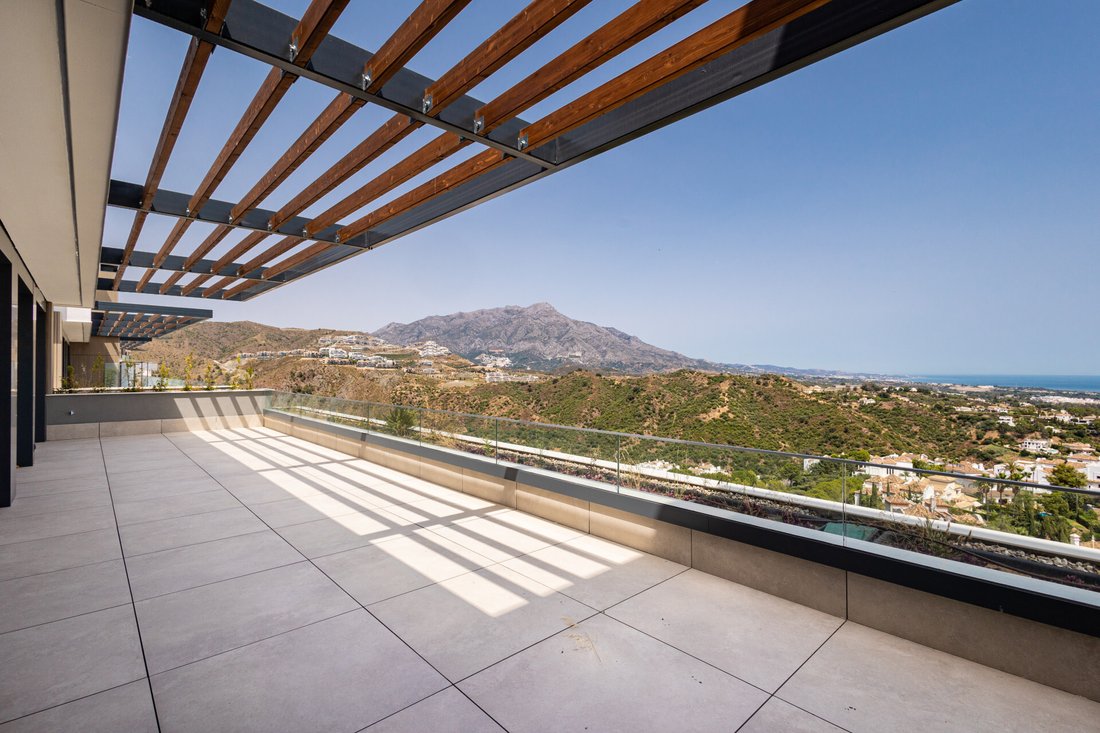 Apartment in La Quinta, Benahavis, Andalusia 2 - 15679045