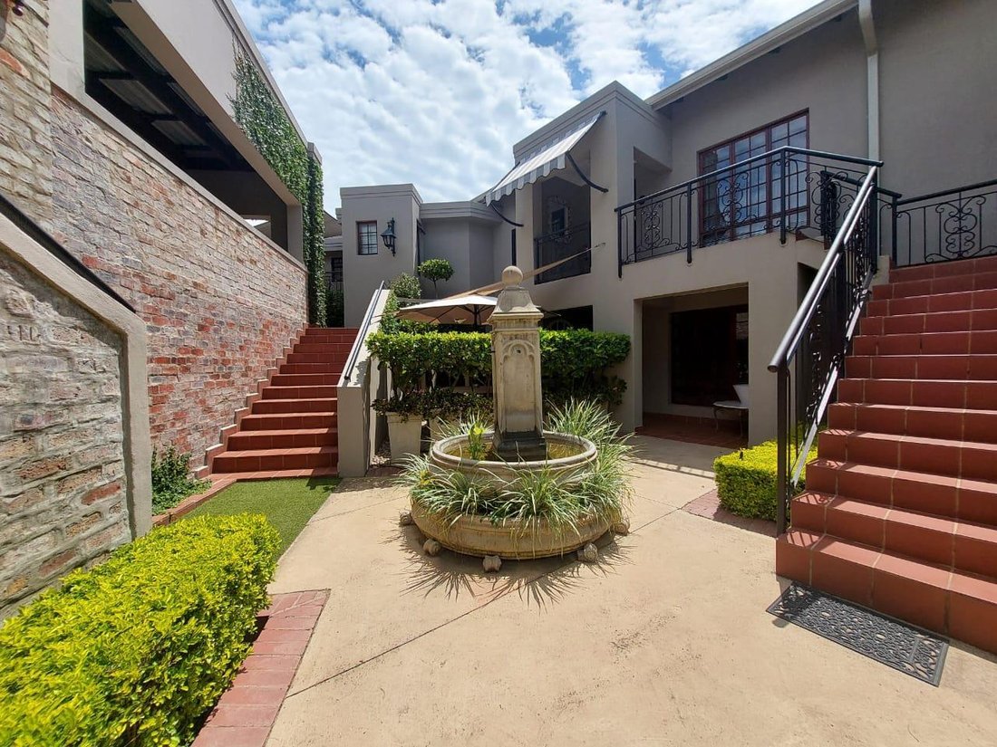 Townhouse in Pretoria Central, Gauteng, South Africa 1 - 18620243