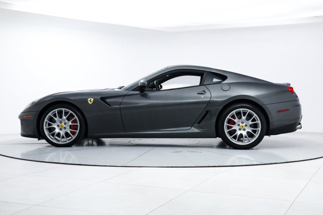 Coupe in Fort Lauderdale, FL, United States 4 - 18616216