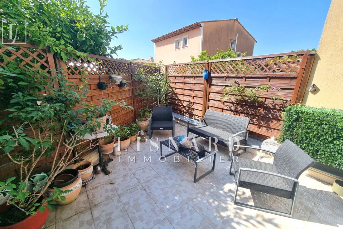 Villa in Gabelle-Courcettes-Les Clos, Vallauris, France 2 - 18615947
