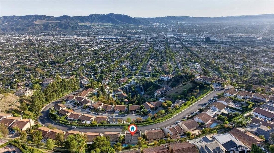 House in Burbank, California, United States 4 - 18208111