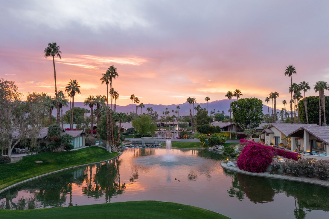 Condo in Palm Desert, California, United States 2 - 18616943