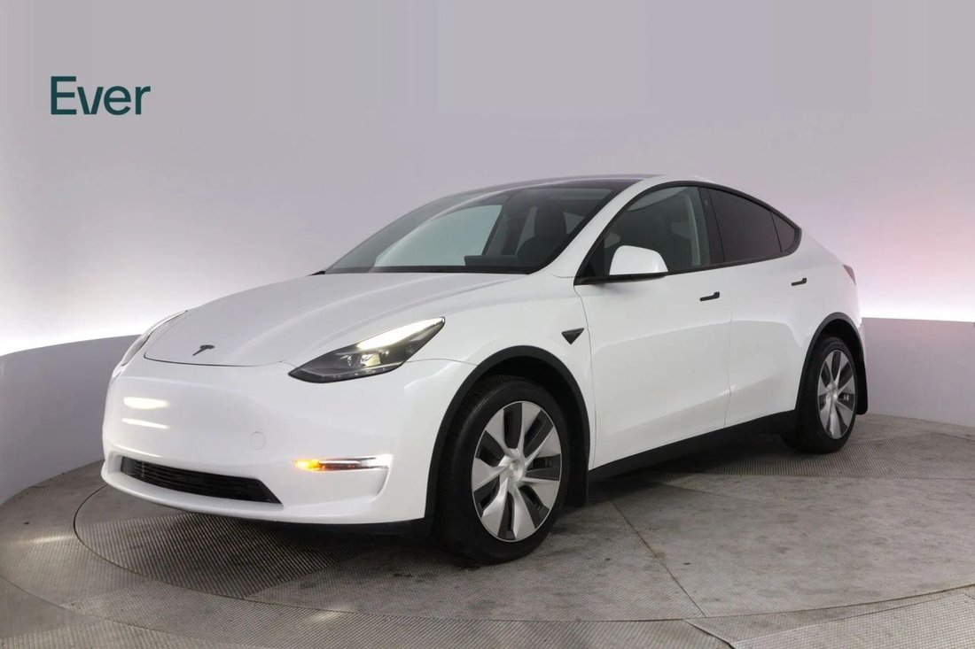 Suv in San Francisco, CA, United States 2 - 18414038