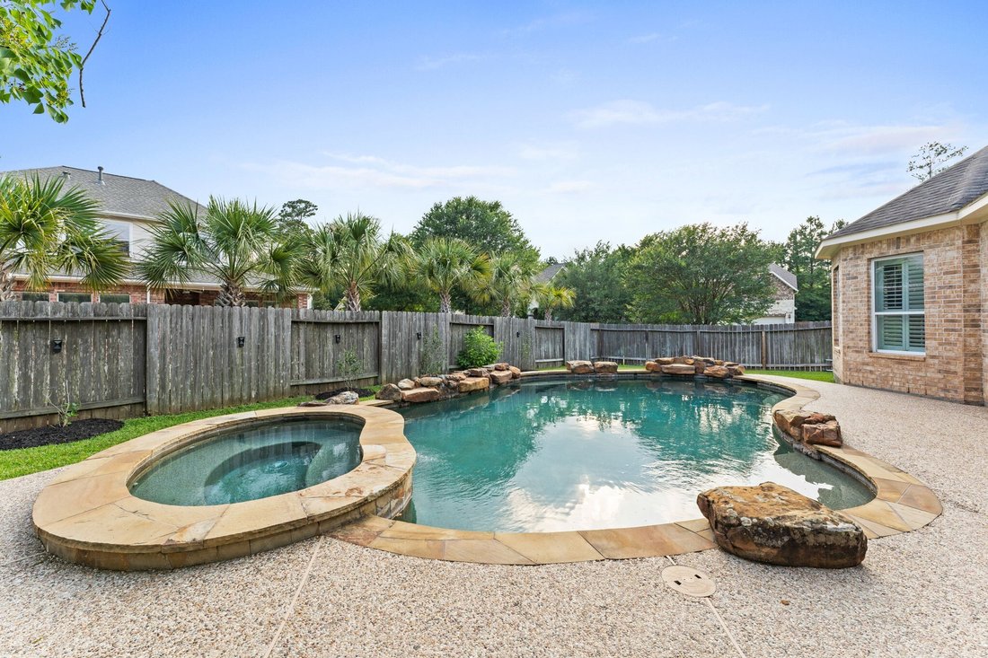 House in The Woodlands, Texas, United States 3 - 18617157